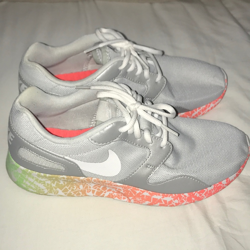 nike sneakers